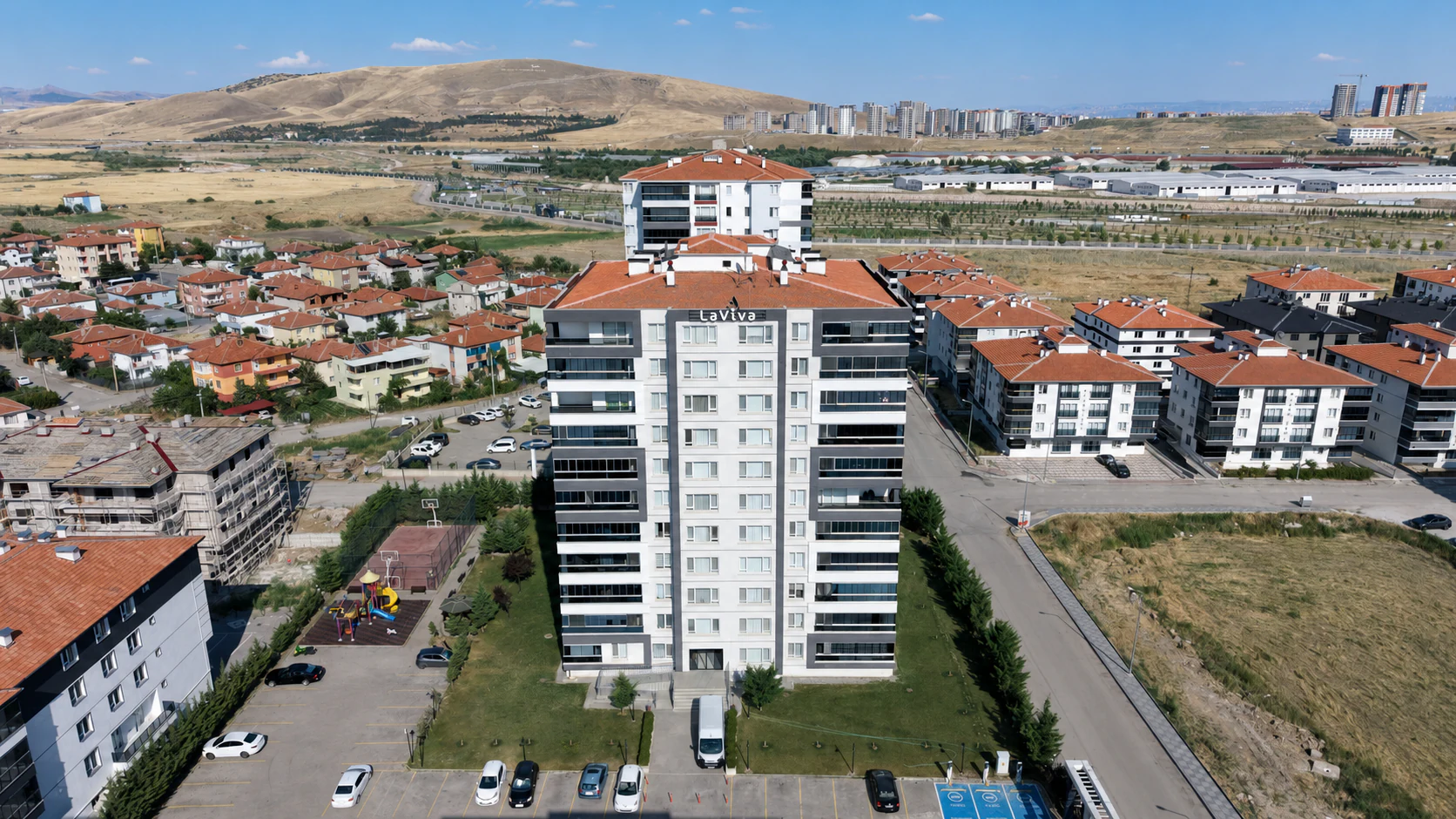 Laviva 1 bloklarının havadan ön cephe görünümü
