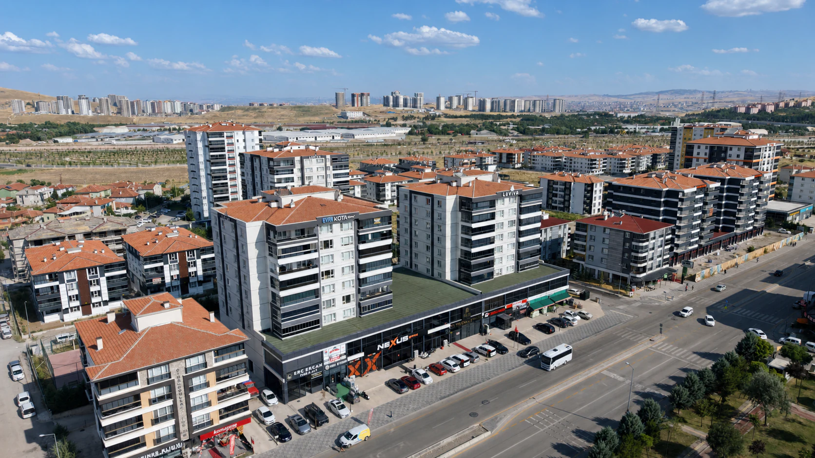 Laviva 2 yerleşiminin havadan geniş açılı görünümü